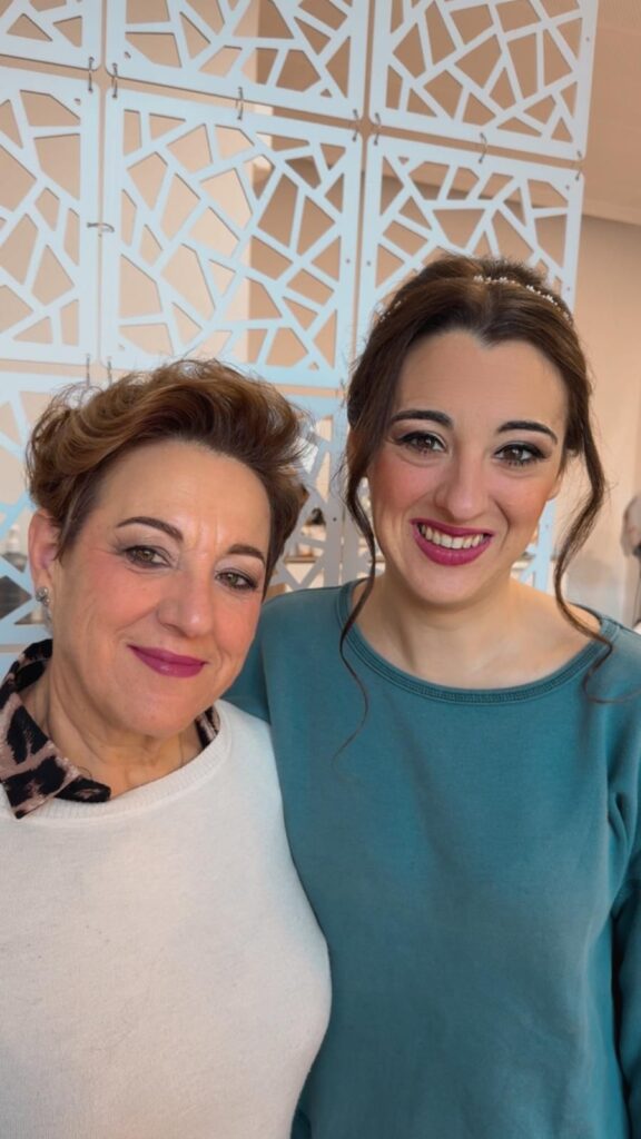 Maquillajes Espectaculares: Brilla con Lidia Peluquería